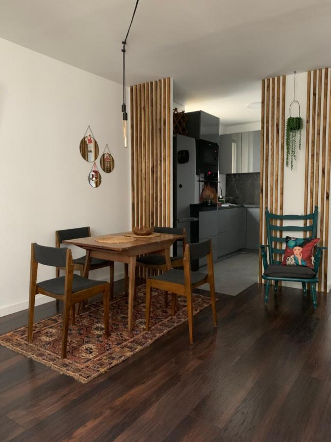 Metro Trocka Apartment Варшава Экстерьер фото
