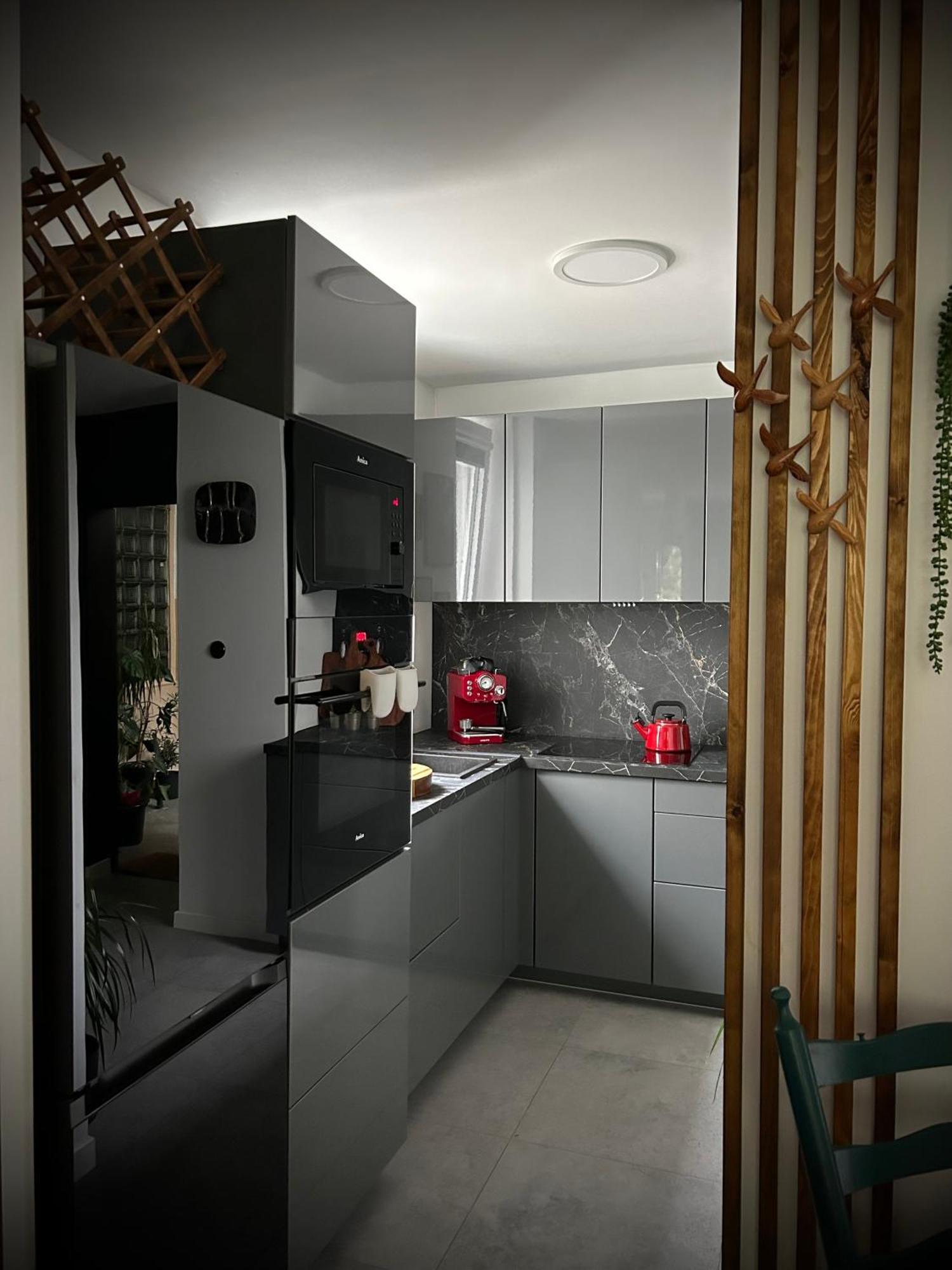 Metro Trocka Apartment Варшава Экстерьер фото
